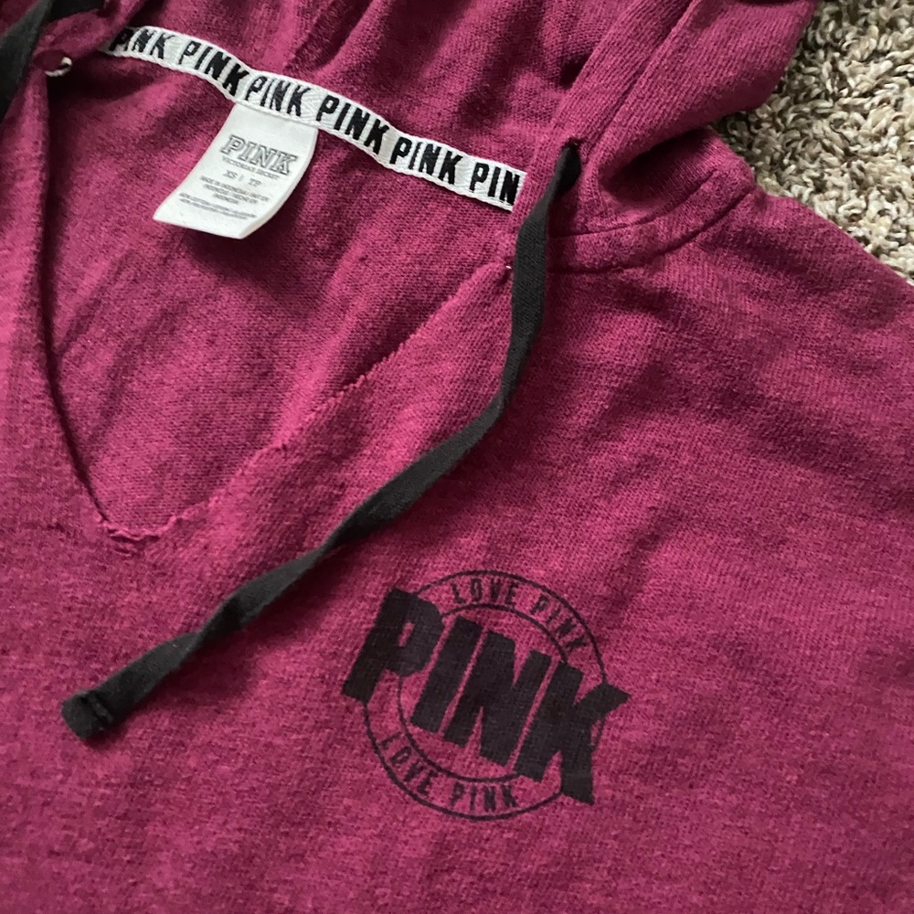 XS VS PINK Burgundy V-Neck Sweater - Picture 2 of 5